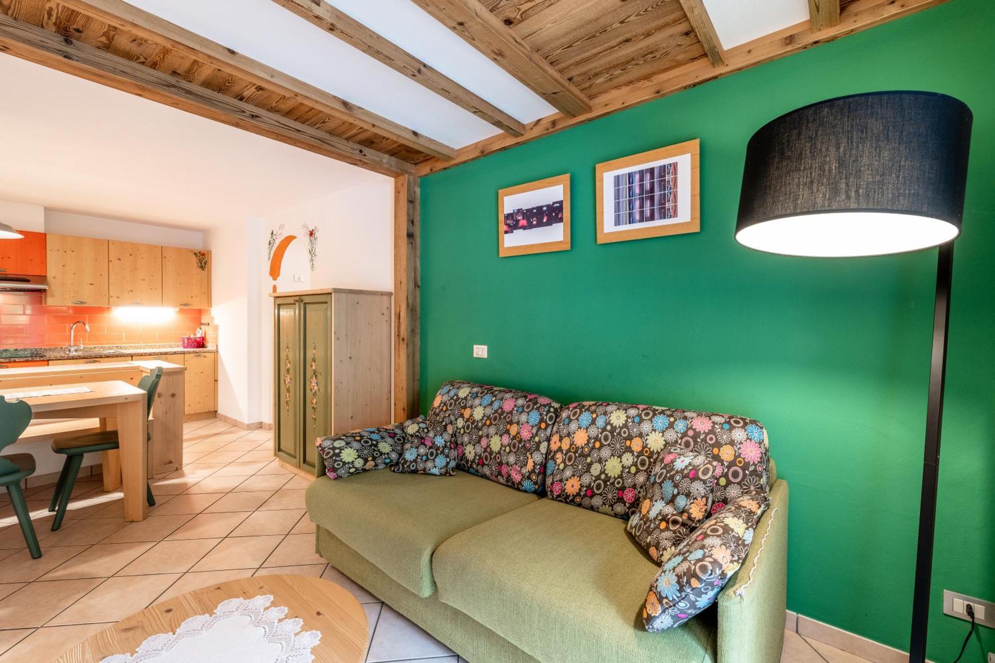 Appartamenti Cesa Maria Mountain Hospitality Canazei Esterno foto