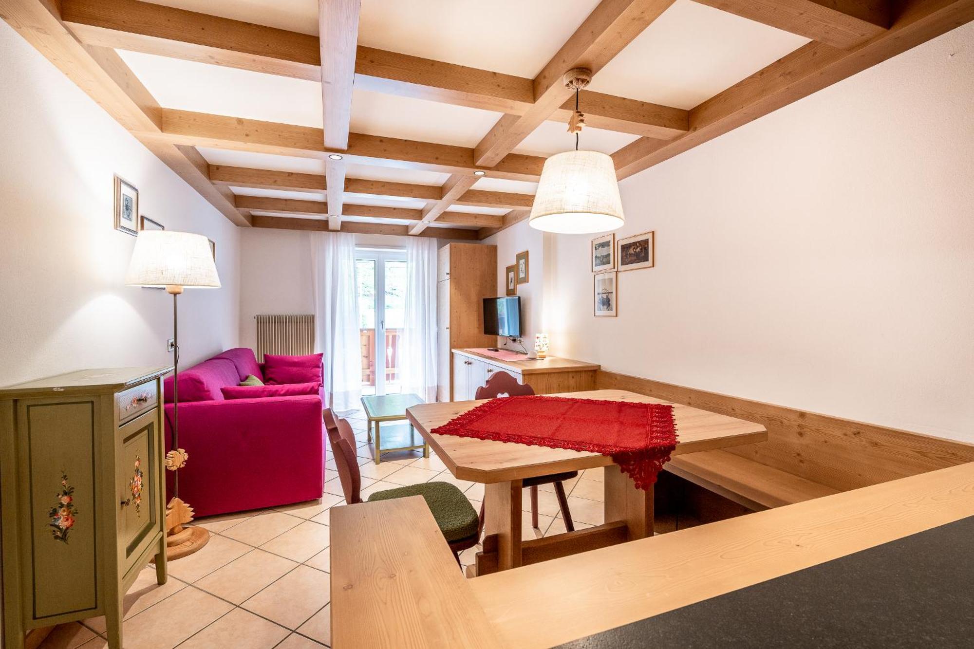 Appartamenti Cesa Maria Mountain Hospitality Canazei Esterno foto