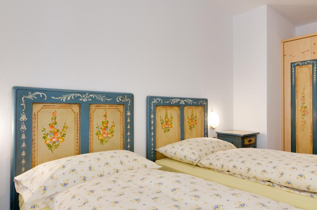 Appartamenti Cesa Maria Mountain Hospitality Canazei Esterno foto